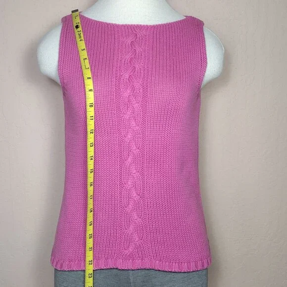 Women's Sleeveless Cable-Knit Cotton Sweater - Picture 8 of 11